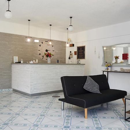 Hotel Athina Grikos Bay  Eksteriør billede